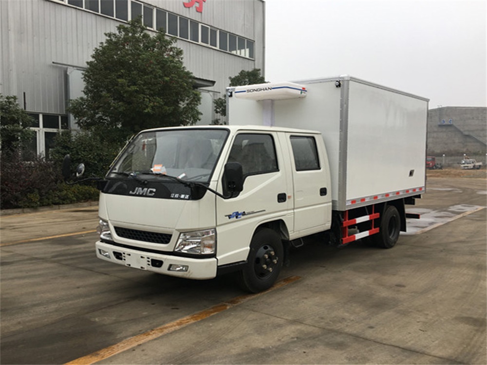 江鈴新順達雙排冷藏車